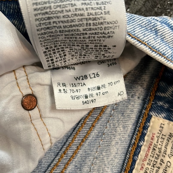 Levi’s Premium shorts - Picture 7 of 8